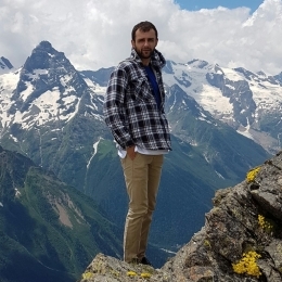 Я атлетичный парень, с фото, славянская внешность, хочу развлечься с модной девушкой в Новокузнецке